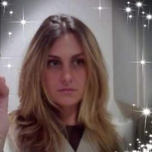 Meet your Posher, Danielle